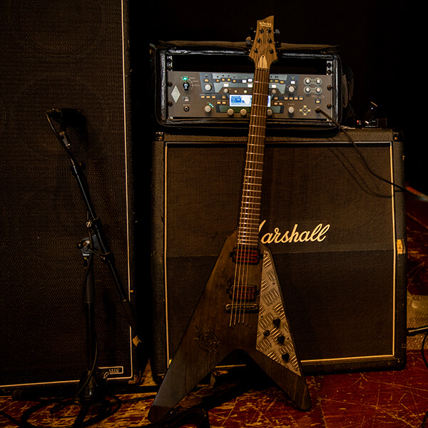 Mnemocide guitar and amp